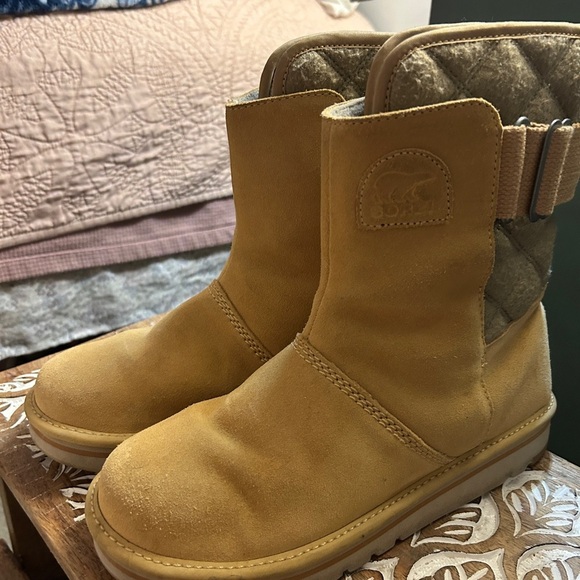 Sorel "The Campus" boot Size 8 - Picture 10 of 13
